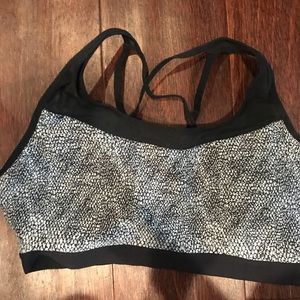 Sports bra